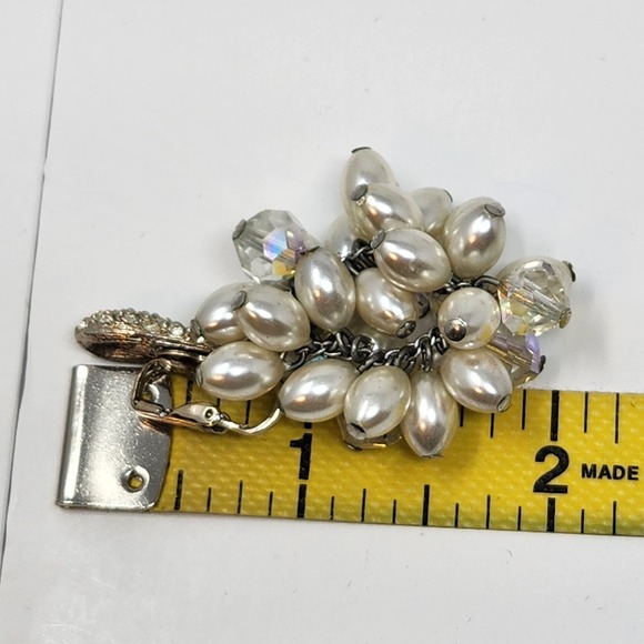 Cluster Faux Pearl Rhinestone Dangle Drop Clip On Earrings Statement Jewelry - Picture 5 of 5